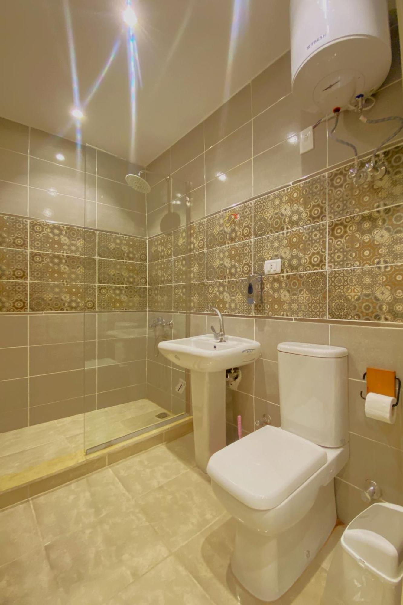 Seven Pyramids View Inn Каир Номер фото